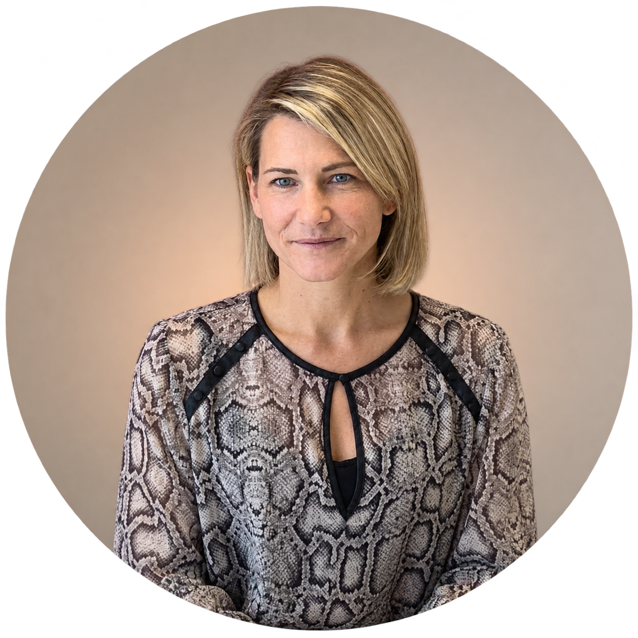 Sabrina BAGNIS Ambassadeur de France TUTELLE